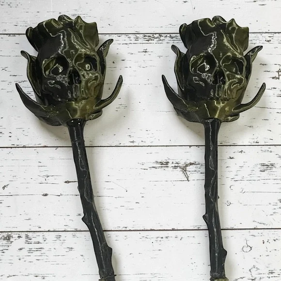 Handcrafted Multicolor Gold-Black Skull Rose (Price for 1) - Picture 1 of 16